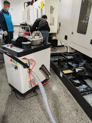 Trung tâm gia công CNC làm sạch bể nước làm mát Máy 220V Hệ thống lọc nước làm mát