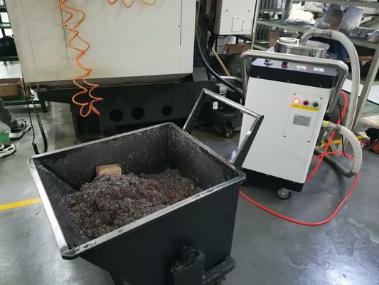 Thiết bị loại bỏ bùn CNC làm sạch bể nước làm mát 8000L/h Dòng chảy