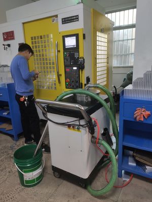 Máy làm sạch bể nước lỏng linh hoạt và ổn định với cấu hình lớn và mạnh mẽ